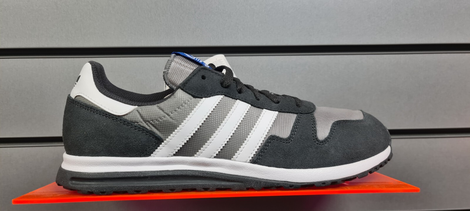 adidas sl street